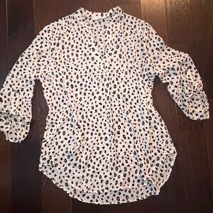 Lush Black and White Patterned Blouse